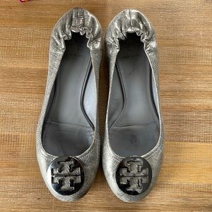 Reva Lurex Suede Tory Burch Cap Toe Flats